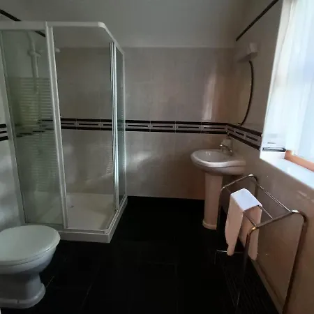 Clos Na Feirme * Galway