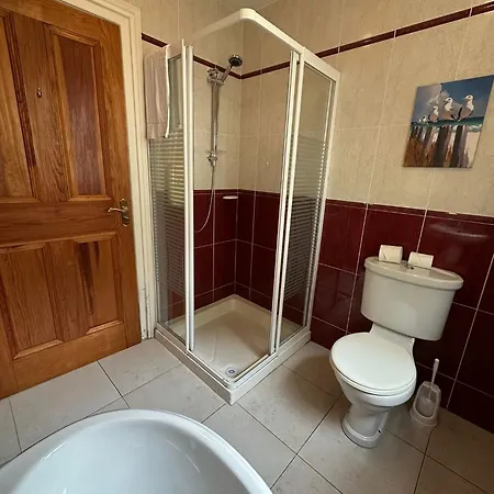 Clos Na Feirme Galway